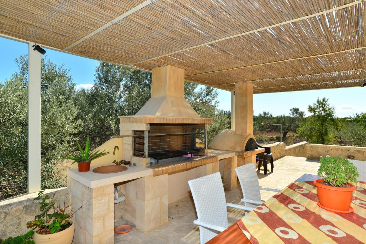 Villa Konstantinos 6 Bedrooms Aegina 外观 照片