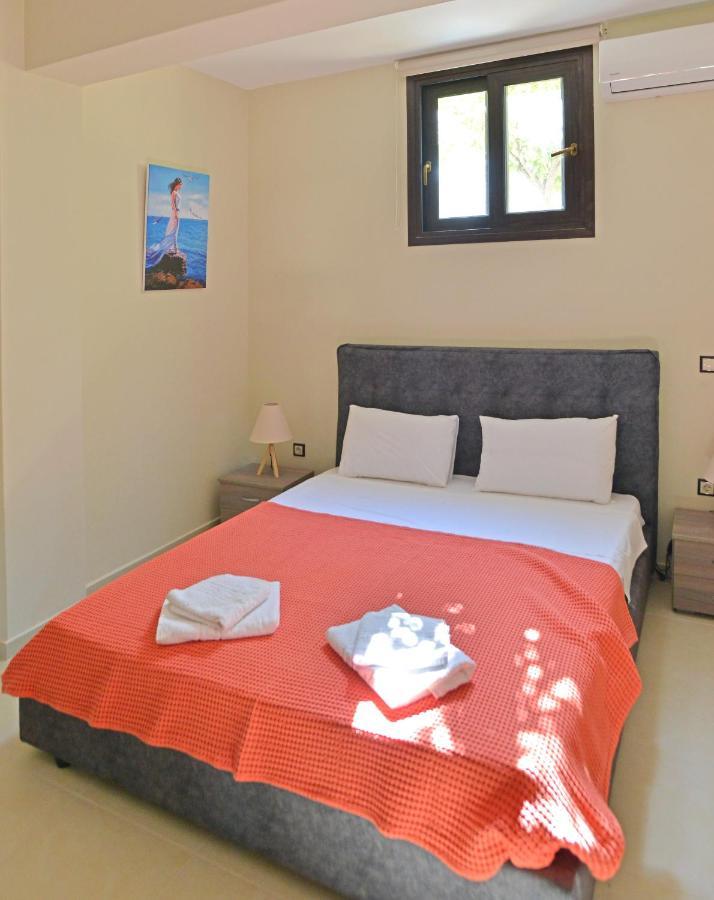 Villa Konstantinos 6 Bedrooms Aegina 外观 照片