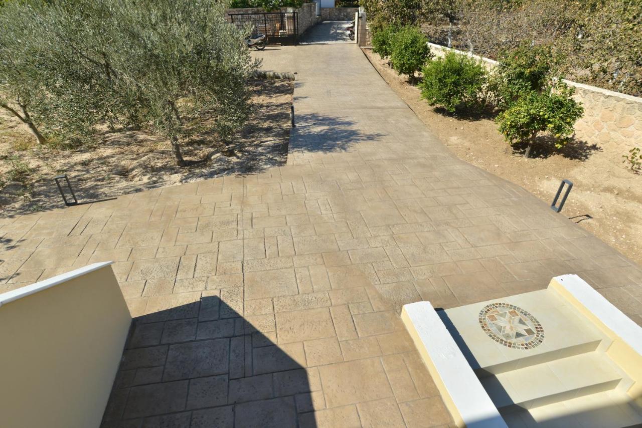 Villa Konstantinos 6 Bedrooms Aegina 外观 照片