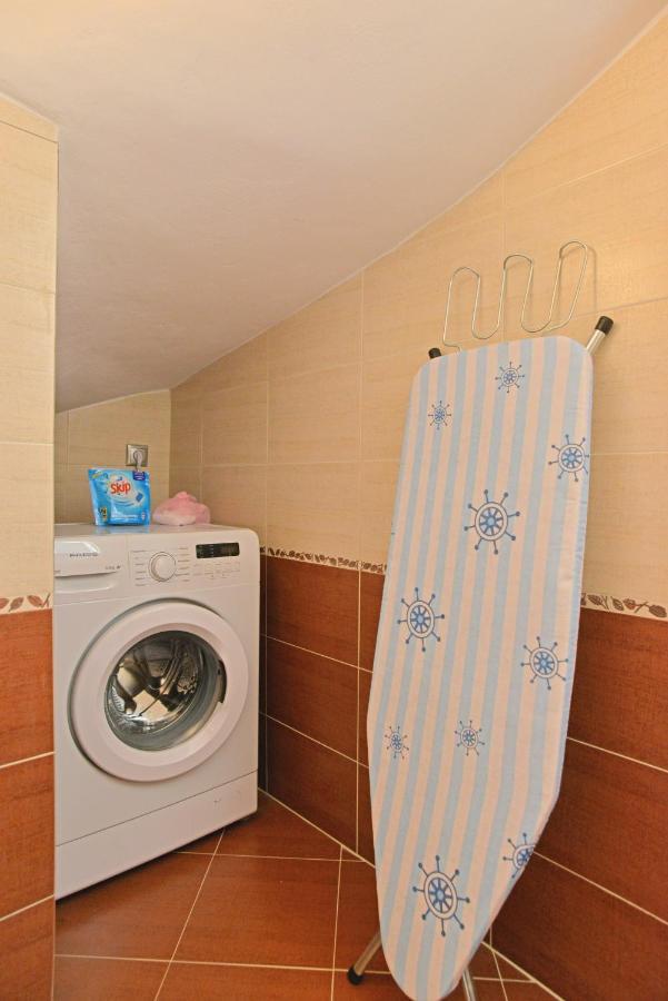 Villa Konstantinos 6 Bedrooms Aegina 外观 照片